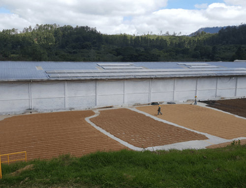 Sistema de autoproducción solar fotovoltaico COMSA