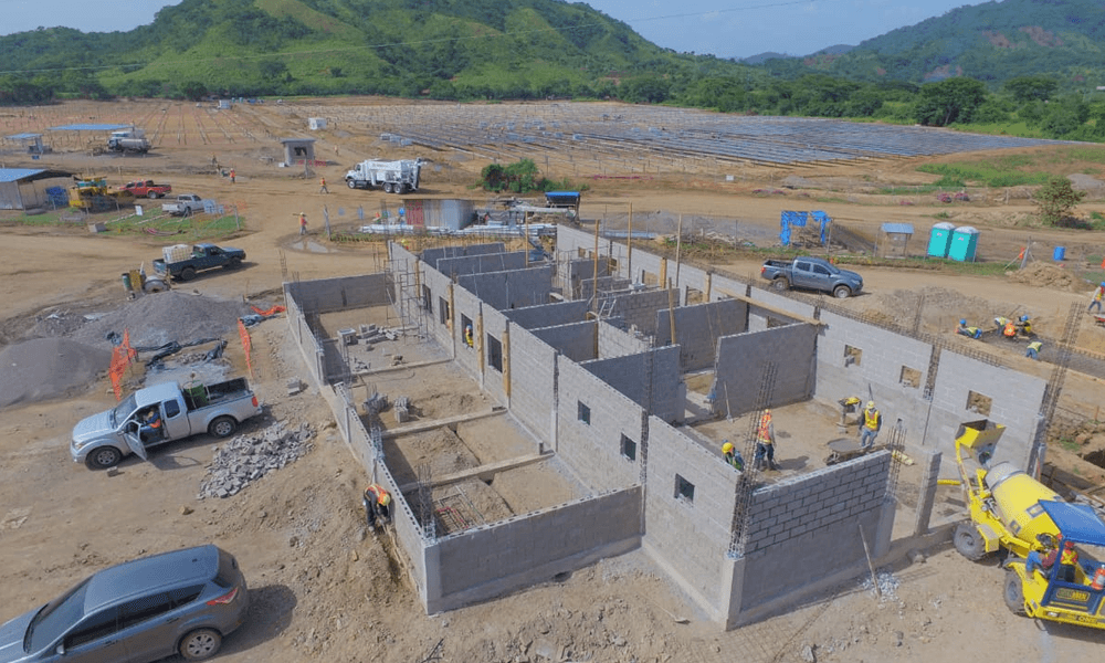 Construcción de tres edificios Scatec Solar Grupo Proteger -4